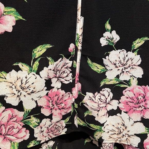 Misia size 3xl black rose blouse. Brand new. Never worn. - Picture 3 of 6